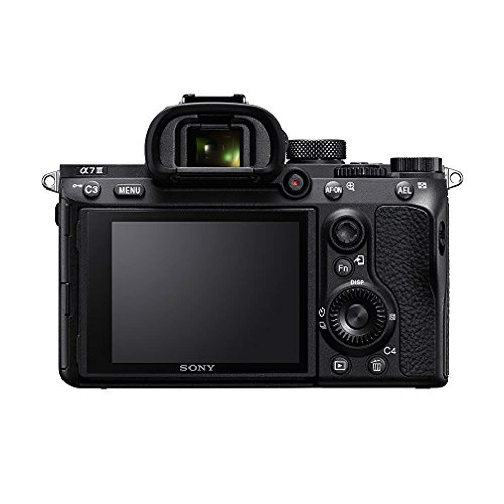 Sony Alpha A7 III – Câmera Full Frame 24,2 MP com Lente 28-70mm e Gravação 4K - Disponível AMÉRICA